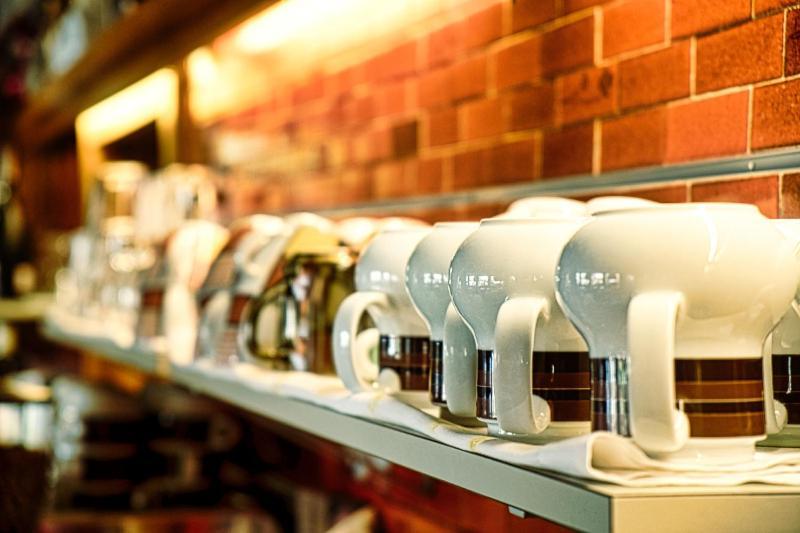 Cafe Rudi Living Panzió Parcines Kültér fotó